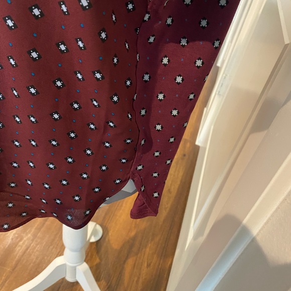 LOFT Pattern Top - Picture 3 of 10